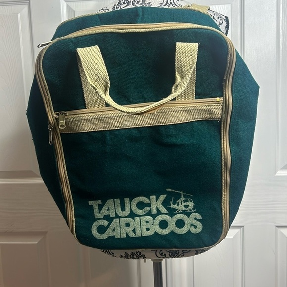 Tauck Cariboos Green Tan Backpack Rectangle - Picture 1 of 9